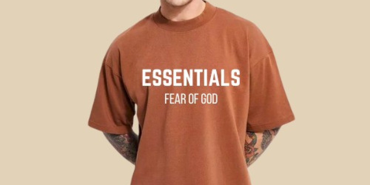 Why the Essentials Hoodie Is Australia's Favorite Streetwear Essential in 2026