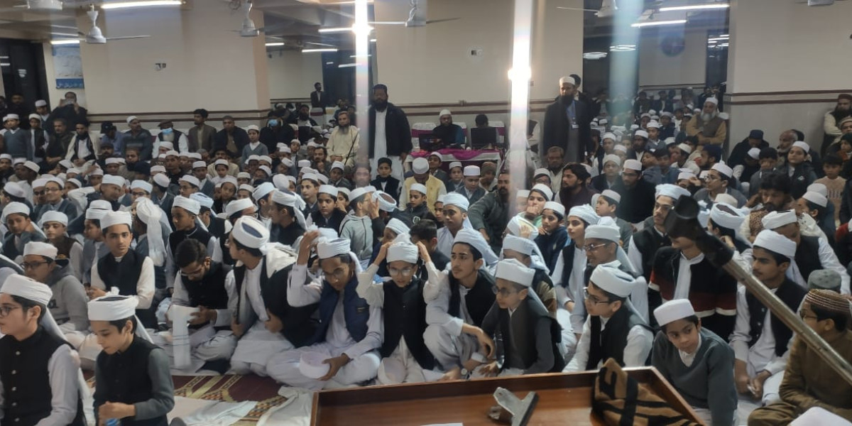 Trusted Online Darse Nizami Course in Pakistan for Lifelong Islamic Knowledge Growth