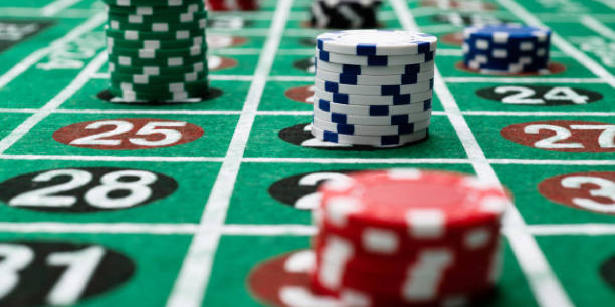 Online kasiino slots 2025: uusimad mänguautomaadid, nende funktsioonid ja põnevad mängustrateegiad